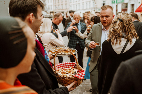 Jantar e show esloveno tradicionalLjubljana: Jantar e apresentação tradicional eslovena