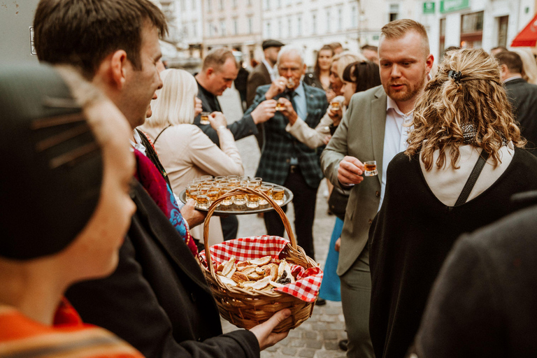 Jantar e show esloveno tradicionalLjubljana: Jantar e apresentação tradicional eslovena