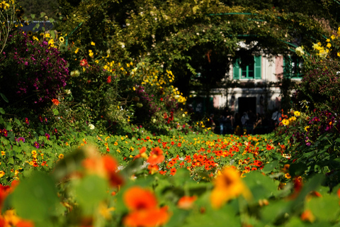 Paris : Transfert aller-retour privé vers Giverny