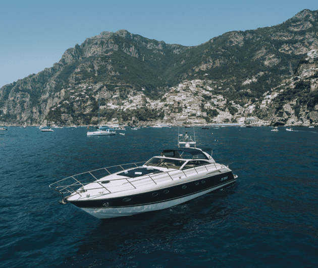 private yacht hire sorrento