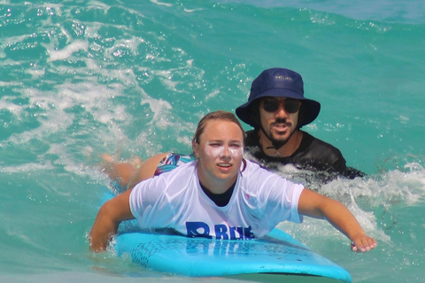 Surfinglektion på Fuerteventura