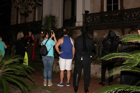 Savannah: Ghost & Graveyard Walking Tour With Local Guide Standard Option