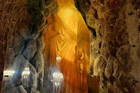 克拉科夫：维利奇卡盐矿导览游（含门票）盐矿英语导览游（含酒店接送）