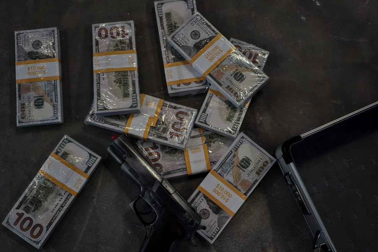 地拉那密室逃脱大挑战