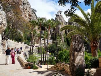 Da Albir, Altea, Benidorm e Calpe: Tour di Guadalest e Algar