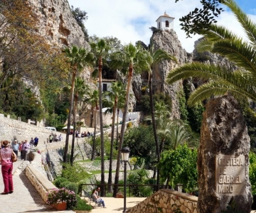 Vanuit Albir, Altea, Benidorm & Calpe: Guadalest & Algar Tour