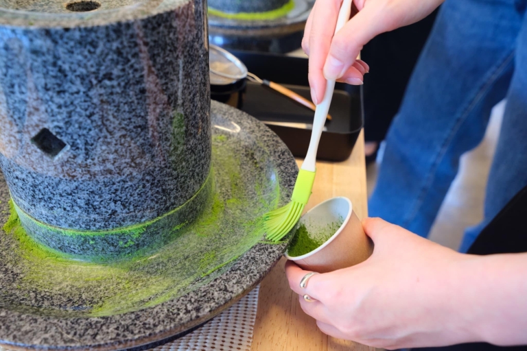 Kyoto : Billets pour le musée du thé et expérience de broyage de Matcha
