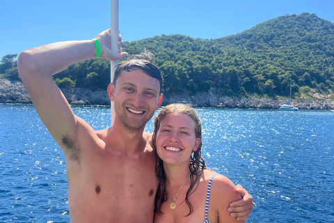 Dubrovnik: Sunset Boat Party with DJ & Blue Lagoon Swim Stop