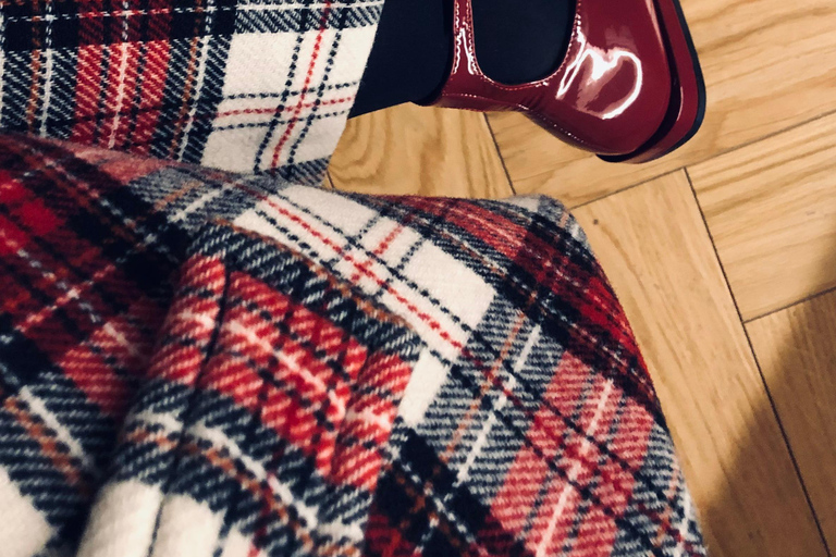 Vilnius: Fashion tour across local brands with stylist