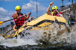 PRAG: Wildwasser-Rafting direkt im Stadtzentrum von Prag