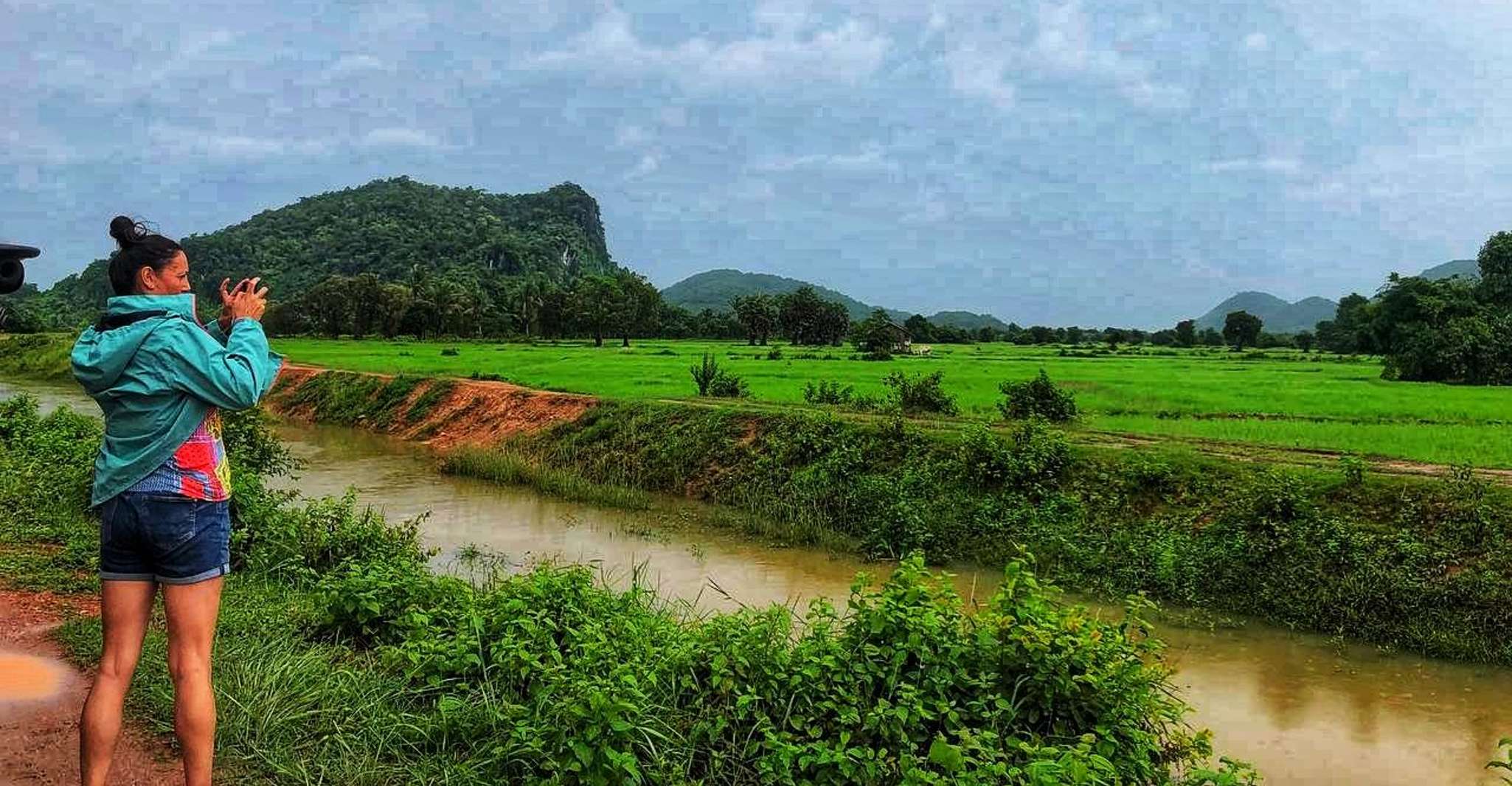 Kampot: Pepper Farm Tours, Salt, Lake & Phnom Chhngok Temple