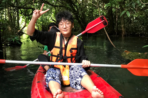 Krabi: Kajakpaddling och elefantmatning i Amazonas Klong Srakaew