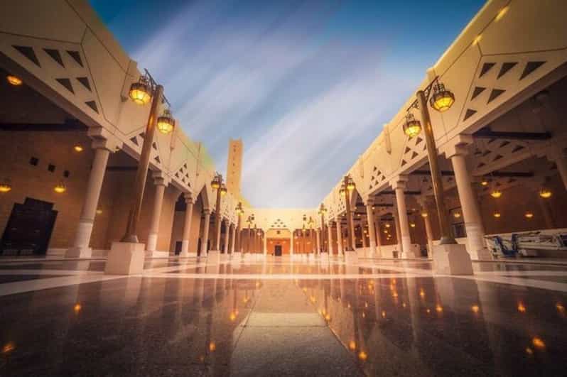 Explore Riyadh City Tour in Riyadh: Heritage and Modernity | GetYourGuide