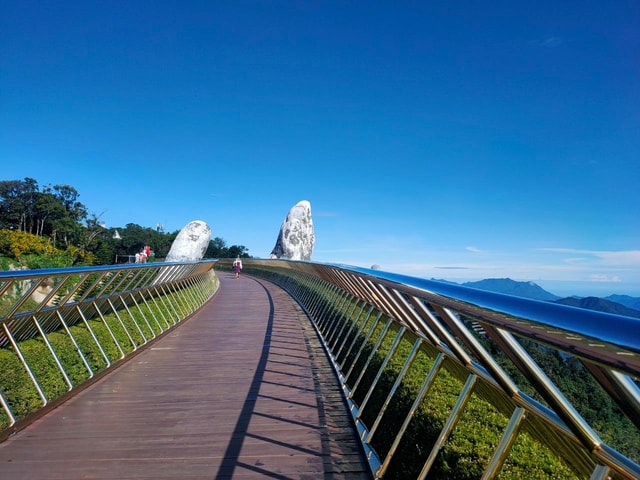 Ba Na Hills Golden Bridge Deluxe Max 12pax Group from DaNang