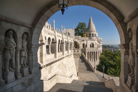 Budapest: Classic Buda Castle Walking Tour Private Tour