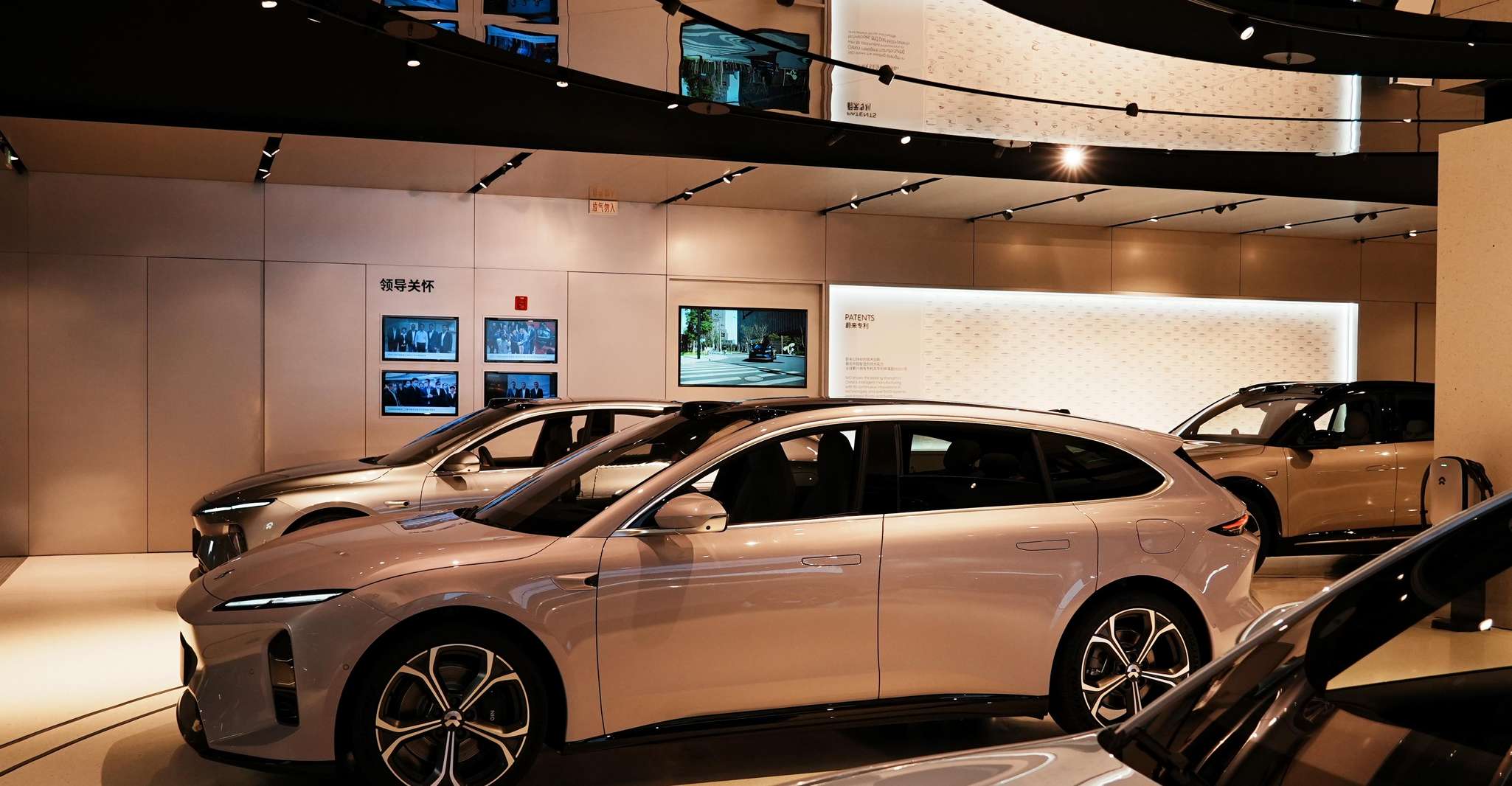 Shanghai: Tech Discovery Tour with Driverless Car Ride photo 5