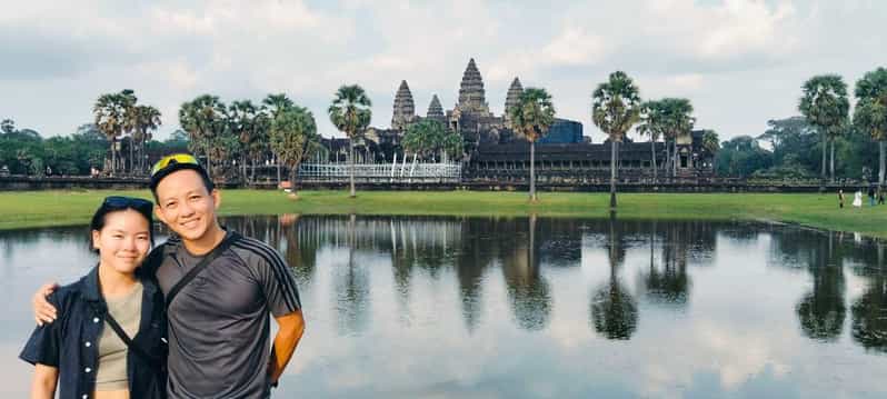 Siem Reap: Private Angkor Wat & Bakheng Mountain Sunset Tour