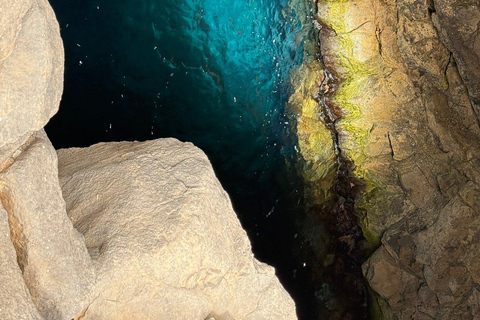 Sal: Blue Eye (Buracona) Private Tour with Pickup Private tour for up to 4 people