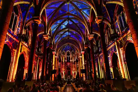 Nizza: Magico spettacolo di suoni e luci alla Basilica di Nizza - Luminiscence