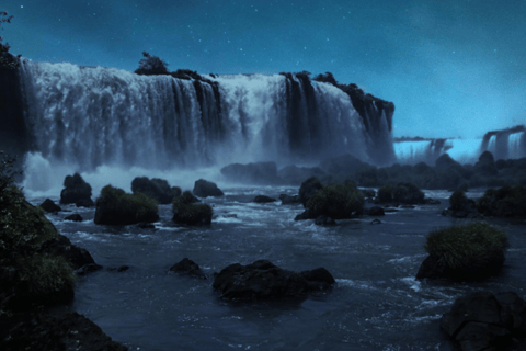 Desde Foz do Iguaçu: Tour nocturno en las Cataratas