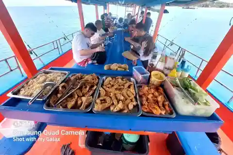 Koh Samui Day and Night Fishing Experience
