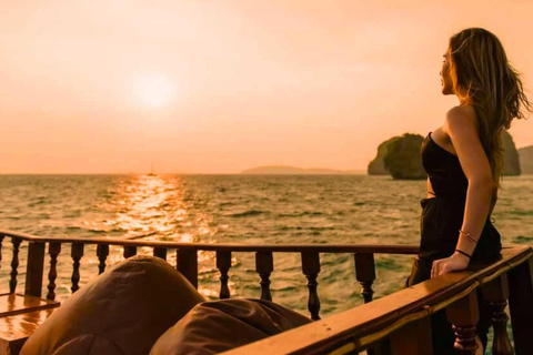 Krabi: Sunset Dinner Cruise & Swimming by Luxury Junk Boat