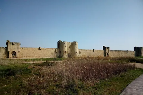 Aigues-Mortes: Visita guiada privada de la ciudad + Torre de Constanza