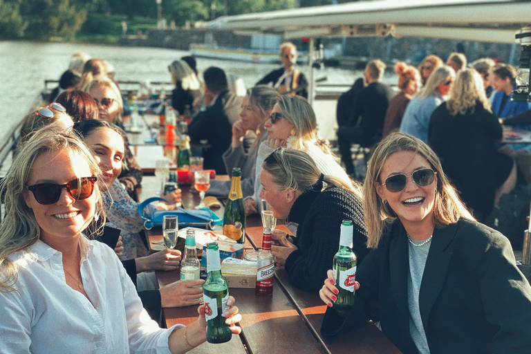 Gothenburg: 2-hour Live Music Raft Tour (BYO)