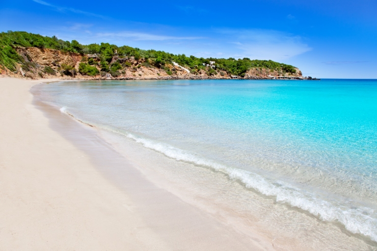 Découvrez les plages d'Ibiza en bateau sans permis 8H
