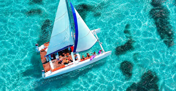 Djerba: Sunset Catamaran Cruise Tour with Swimming Break
