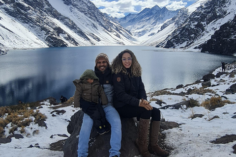 Experience Portillo and Laguna del Inca with a picnic. Santiago - The Andes - Laguna del Inca and Portillo