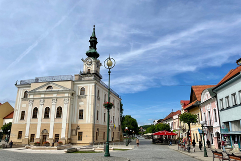 from Zakopane: Łomnicki Pond & historical Kežmarok Day Trip