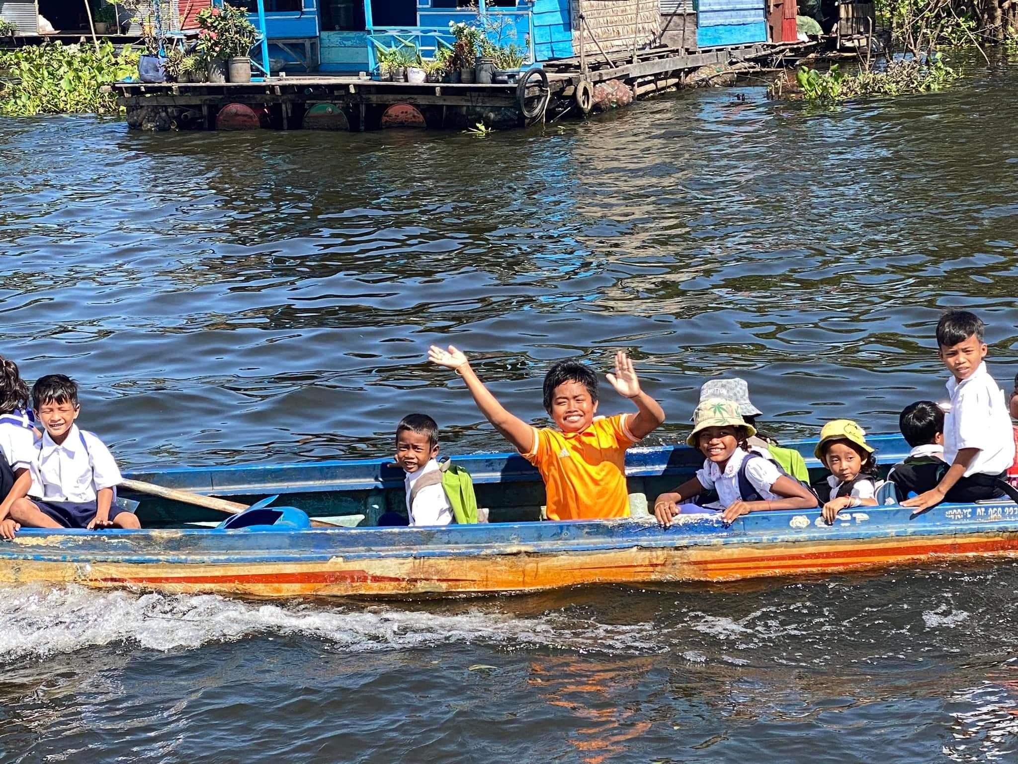 Tonle Sap, Kompong Phluk (schwimmendes Dorf)