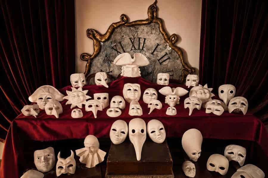 Venedig: Workshop für venezianische Masken im Palazzo Soranzo. Foto: GetYourGuide