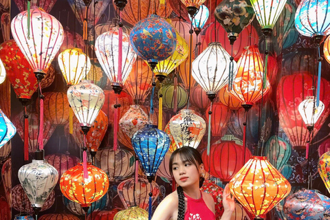 Da Nang: Try on Ao Dai Experience with Ao Dai Show