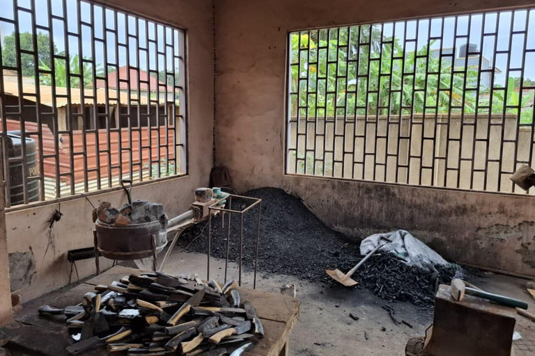 Kampala: Ugandan Knife Making Experience Workshop