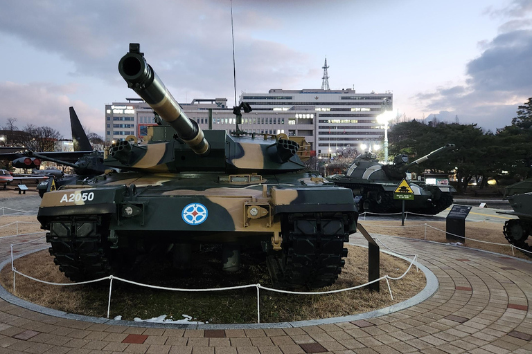 Visite en plein air du musée des mémoriaux de guerre de Corée