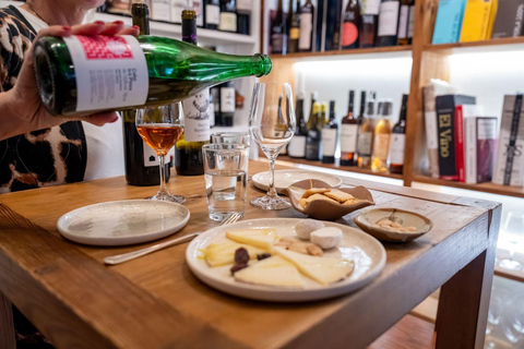 Granada: Wine and Cheese Tasting Experience