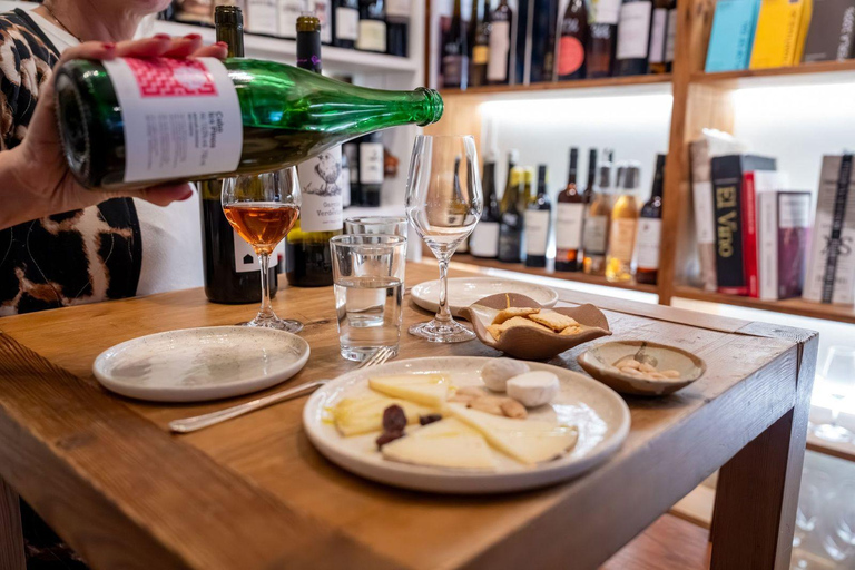 Granada: Wine and Cheese Tasting Experience