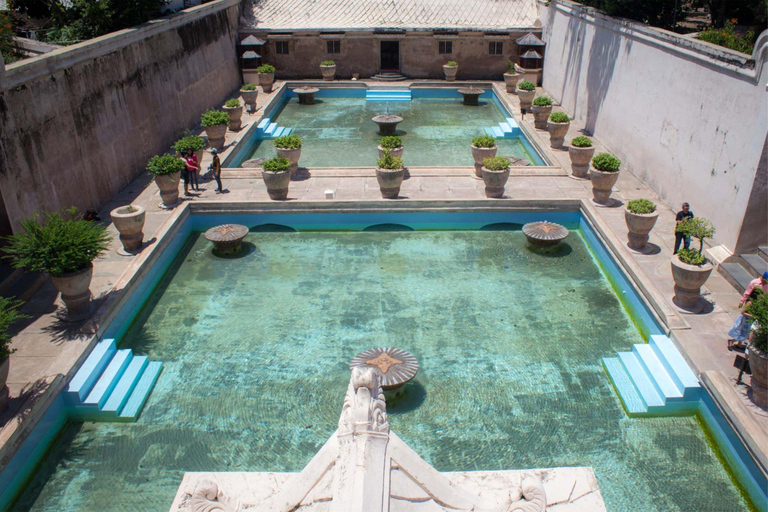 Yogyakarta: Sultanspalast, Wasserschloss &amp; KochkursSultan-Palast, Tamansari &amp; Kochkurs