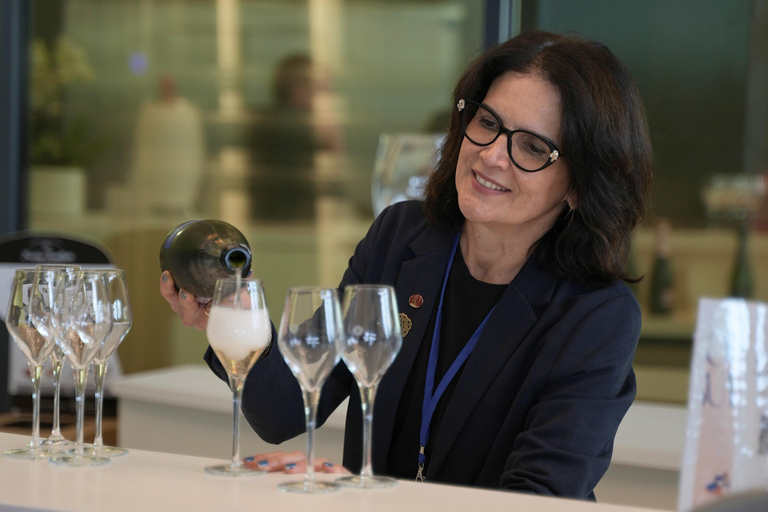 From Paris: Champagne Day Trip with 7 Tastings & Lunch