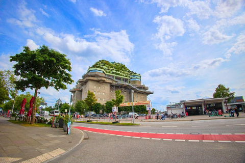 Hamburg: Walking tour of the Green Bunker in St. Pauli
