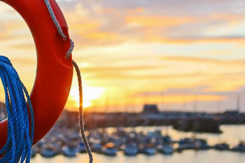Altea : croisière en catamaran au coucher du soleil avec vin pétillant