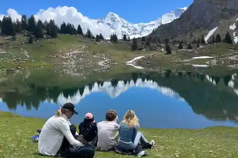 Interlaken: hike to an Alpine Lake and a Cozy Mountain Hut.
