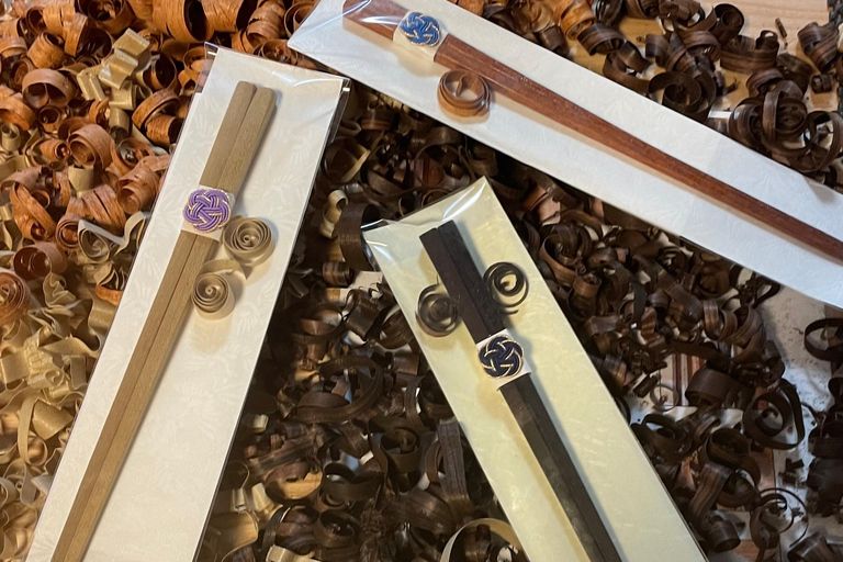 Sapporo: laboratorio di sushi e bacchette