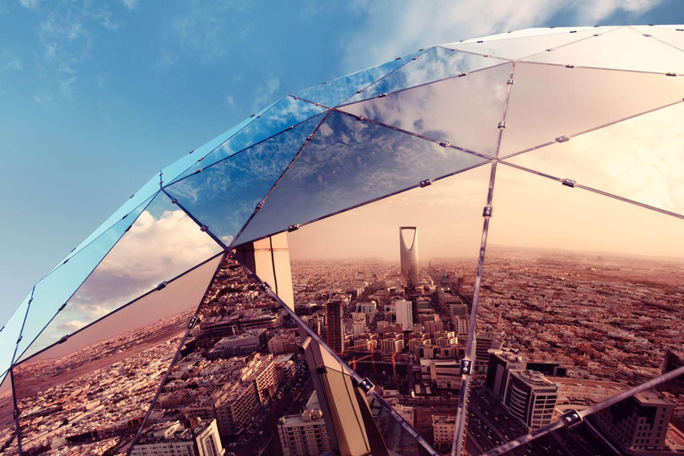 Riyadh: Private Dinner at The Globe with Transfers