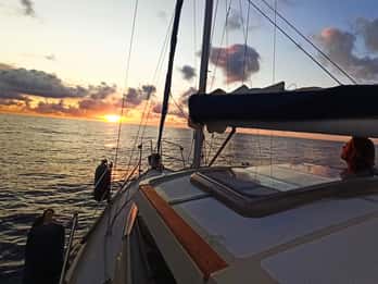 Menorca: crucero privado al atardecer desde Cala Galdana