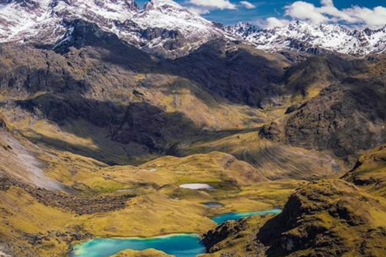 Machu Picchu: Official Entry Ticket – Book in Advancewith Us Circuit 1b Ticket + Guide & Bus