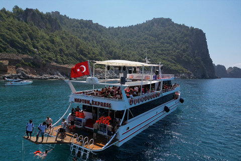Marmaris: Luxury Boat Tour with Lunch Air-conditioned boat