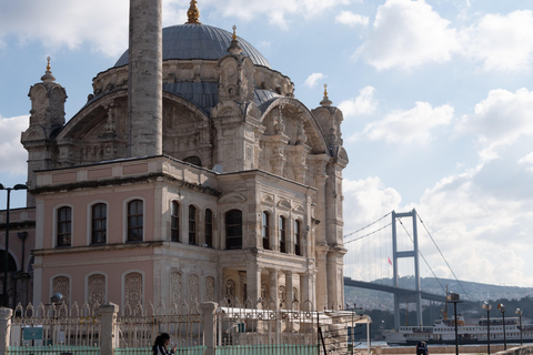 Istanbul: Eurasia Tour with Camlica Tower, Ferry Ride, Lunch Tour Including Rumeli Fortress & Camlica Tower Entrance Fee
